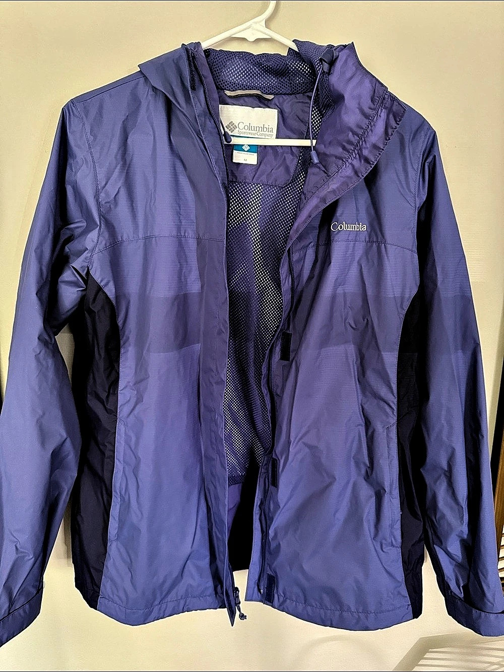 Columbia Purple Hooded Lightweight Jacket